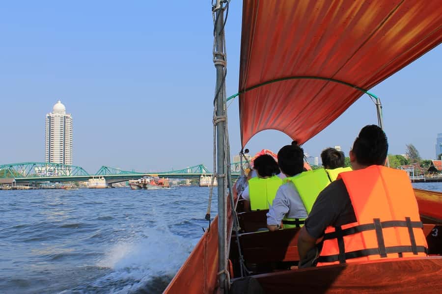 Bangkok: Customized Private Long-Tail Boat Hire with a Guide - The extra cash you should bring (and why it matters)