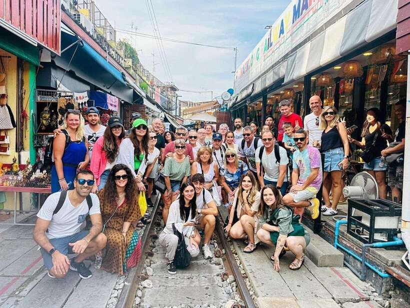 Bangkok: Damnoen Saduak and Mae Klong Train Markets - Mae Klong Railway Market: where you watch a working commuter route