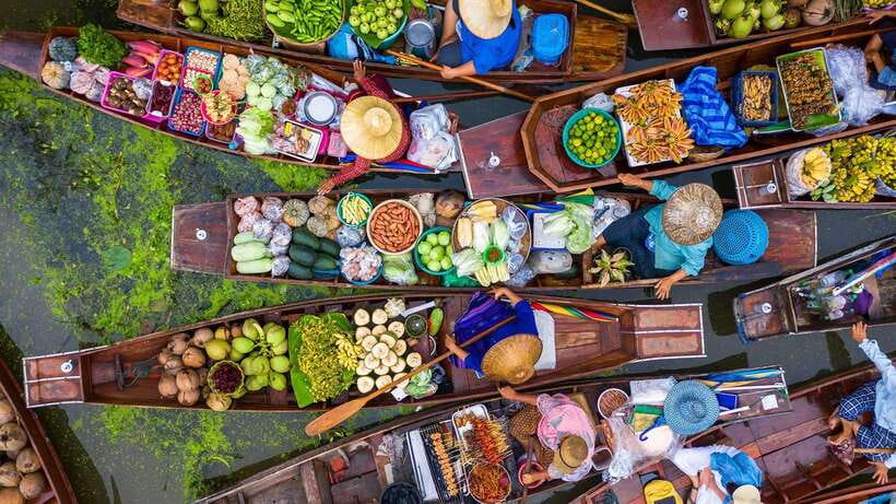 Bangkok: Damnoen Saduak and Train Market with Boat Ride - Two markets, one day, very different Thai energy