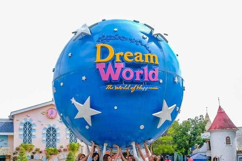 Bangkok: Dream World Unlimited Ride Ticket with Lunch - 4D adventure show and animated character meetups
