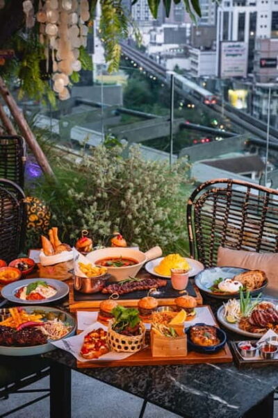 Escape Rooftop Bar at The Emquartier F&B Packages