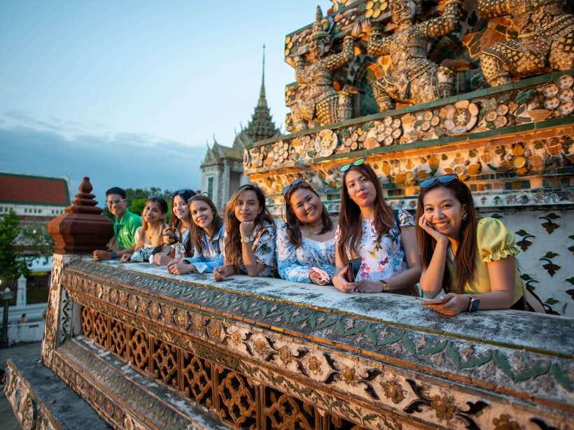 Bangkok: Evening Tour with Wat Arun, Wat Pho & Tuk Tuk Ride - Should you book this Bangkok evening tour of Wat Pho, Wat Arun, and Chinatown?