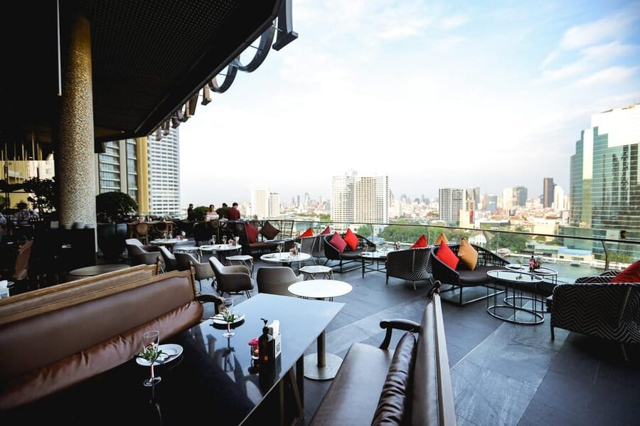 Bangkok: Fallabella River Front Iconsiam - The river view is the real main course