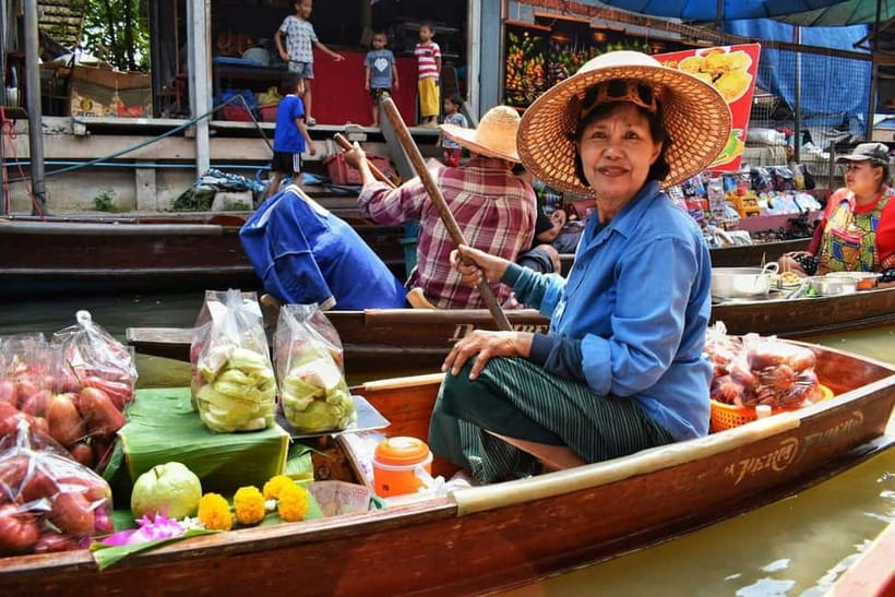 Bangkok: Famous Markets and Dragon Temple Guided Day Tour - Why this 8-hour loop works from Bangkok
