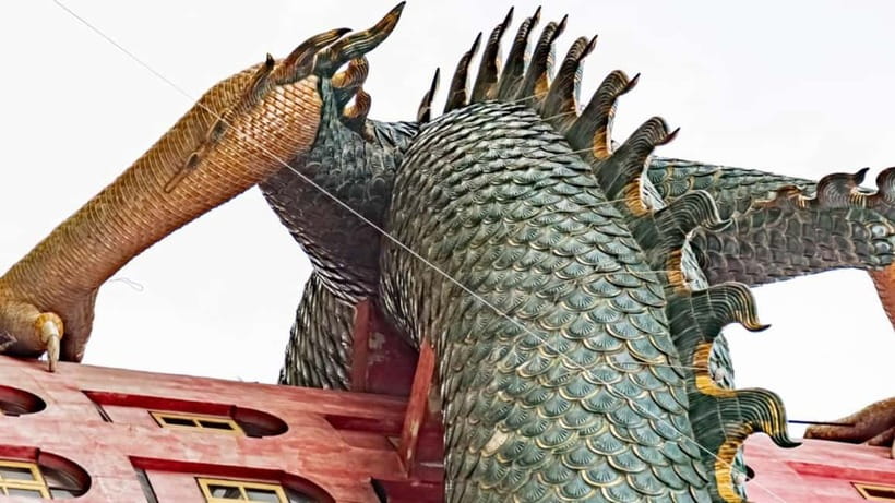 Bangkok: Famous Markets and Dragon Temple Guided Day Tour - Should you book the Bangkok markets and Dragon Temple tour?