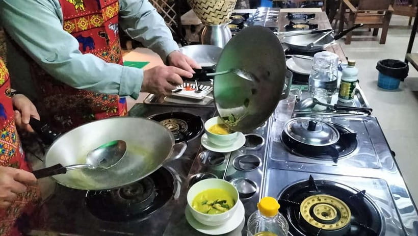 Bangkok: Favourite Thai Flavors Cooking Class by Smart Cook - Ingredient Lesson at a Thai Family Home, How to Shop Smarter