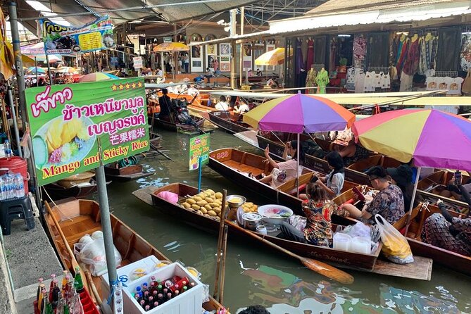 Bangkok: Floating Market and Train Tour with Guide in Spanish and English - Price and value: what $25.75 really covers