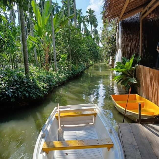 Bangkok: Floating Market, Phra Pathom Pagoda & Cafes Tour - After the Rain Coffee & Gallery, then Bubble in the Forest