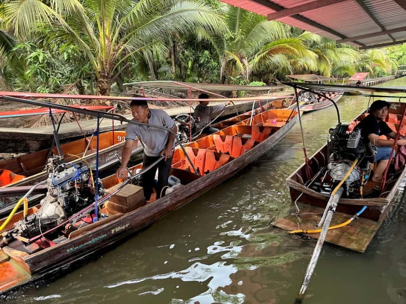 Bangkok: Floating Market & Railway Market with Hotel Pick Up - How to time your snack and souvenirs at the rail market