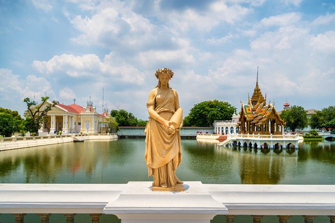 Bangkok Full Day Ayutthaya landmark Guided Tour - Stop 1: Wat Mahathat, Buddha Roots and Relic Lore