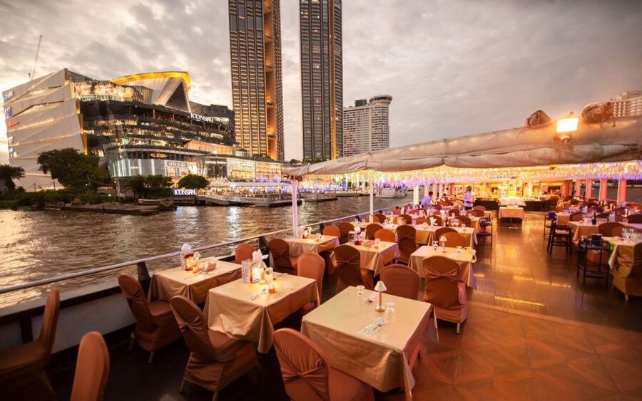 Bangkok: Grand Chao Phraya Dinner Cruise with Live Show - Price and value: is $48 per person a fair deal?