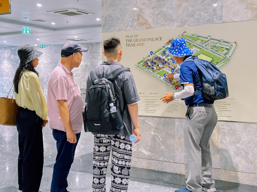 Bangkok: Grand Palace and Emerald Buddha Half-Day Tour - Wat Phra Kaew and the Emerald Buddha: The Moment That Makes It Worth It