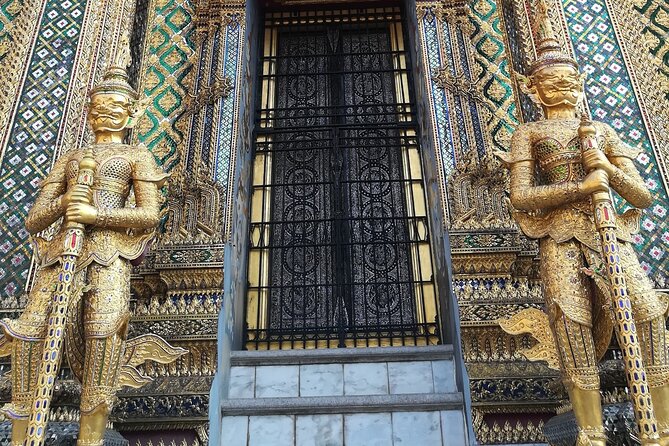 Bangkok Grand Palace and Emerald Buddha Tour - Stop 1: The Grand Palace walk, what to look for