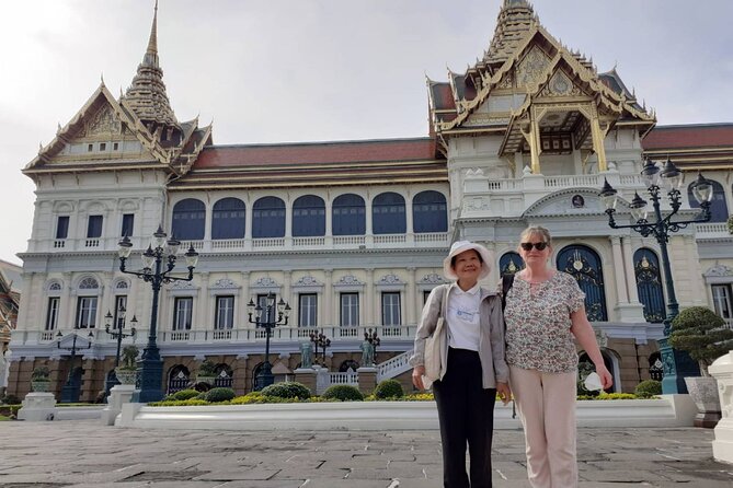 Bangkok Grand Palace and Emerald Buddha Tour - Meeting point, timing, and the Bangkok traffic reality check