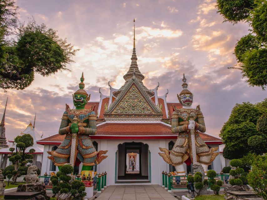 Bangkok: Grand Palace and Wat Arun Guided Walking Tour - Key things that make this tour worth your time