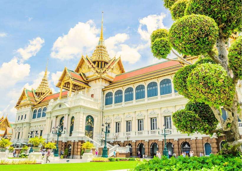 Bangkok Grand Palace & Emerald Buddha Flexible Pass w/ Audio - The English audio tour: how to use it without getting tangled