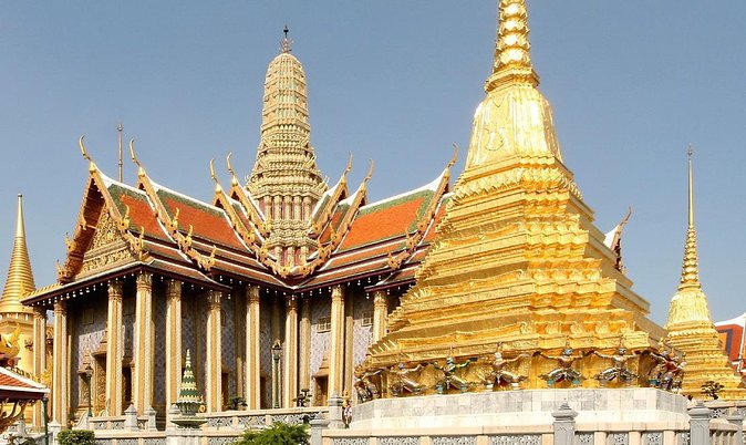 Bangkok Grand Palace Tour with Convenient Hotel Transfer - The Grand Palace walkthrough: 90 minutes that can feel short