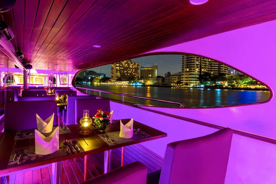 Bangkok: Grand Pearl Dinner Cruise with Hotel Transfer - The dinner: candlelit buffet with Thai and international favorites
