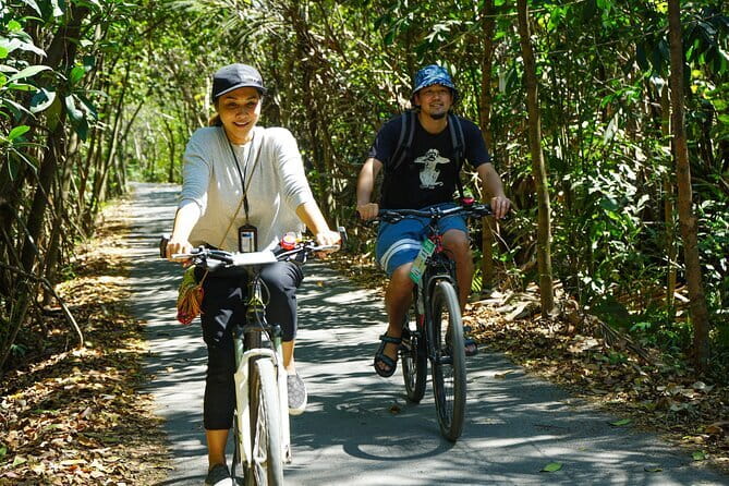 Bangkok Green Oasis Nature Bike Tour - Getting started at 7-Eleven Klong Toei Pier, 9:30 am