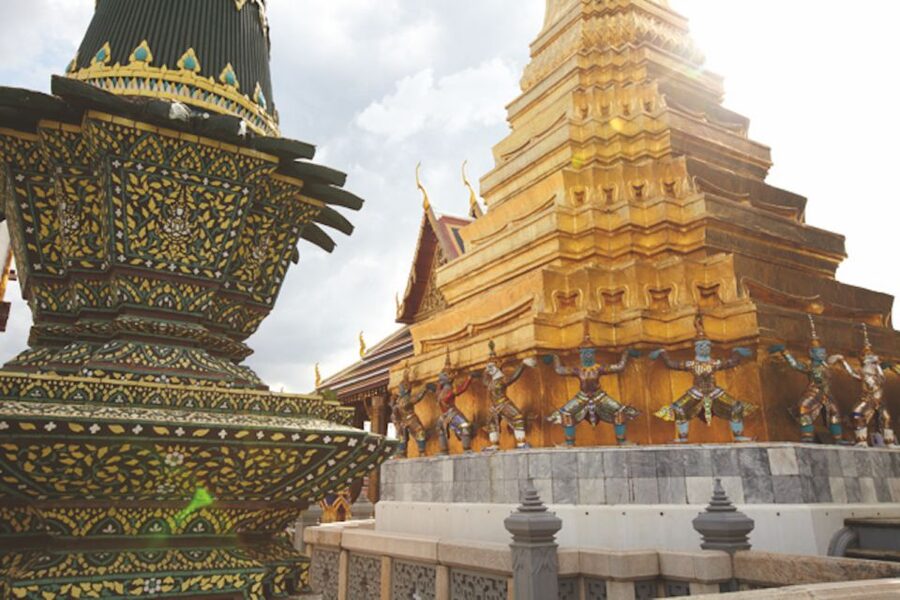 Bangkok: Half-Day Temple and Grand Palace Group Tour - How this half-day Bangkok plan keeps temples simple