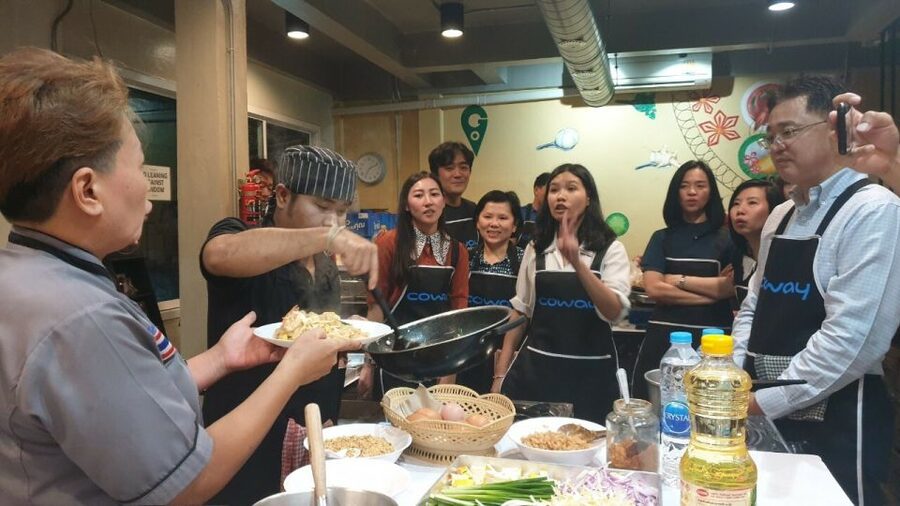 Bangkok: Half-Day Thai Cooking Class in Bangrak District - The Morning Market Tour Teaches You How Thai Shopping Really Works