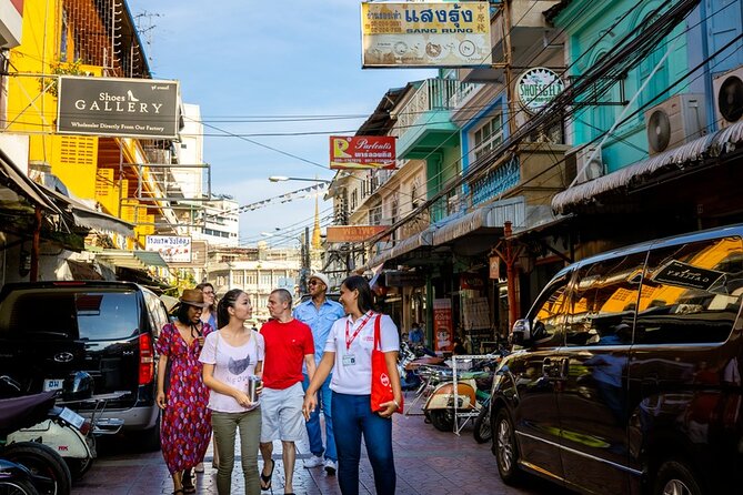 Bangkok Hidden Gems: Talad Noi, Chinatown & Street Food Tour - Sol Heng Tai Mansion and Hong Sieng Kong: Old Chinese Houses, New Uses