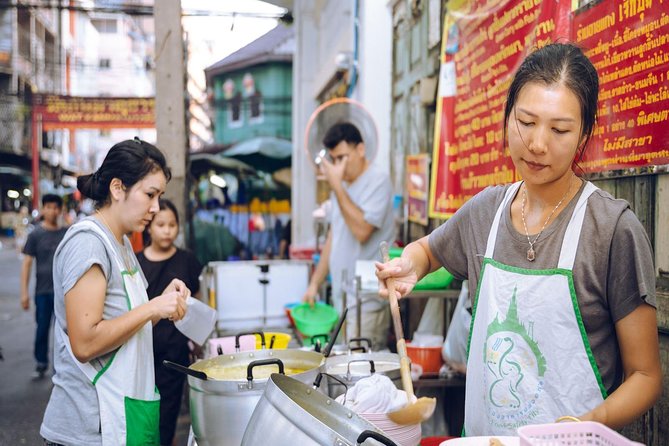 Bangkok Hidden Gems: Talad Noi, Chinatown & Street Food Tour - Talad Noi’s Narrow Lanes: The Part Most People Miss on Their Own