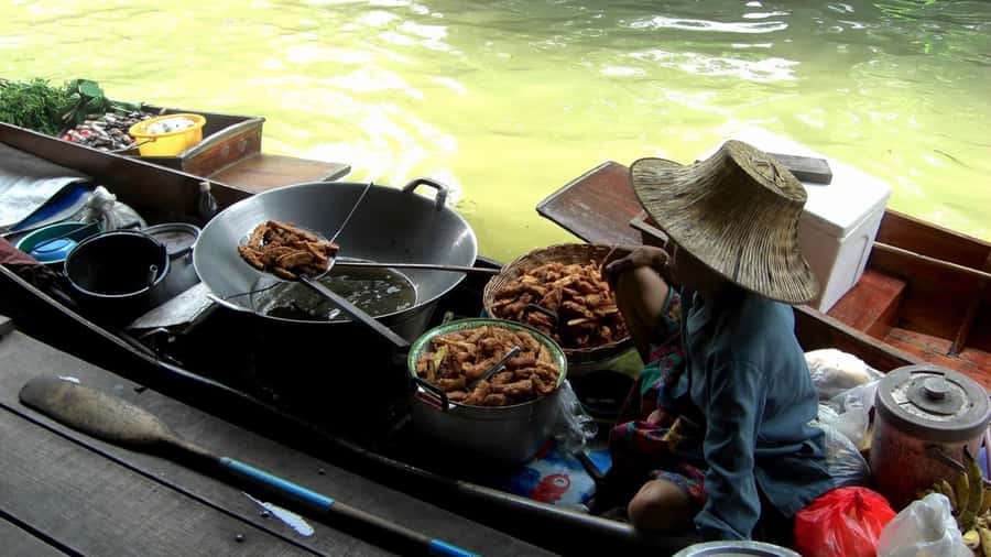 Bangkok highlight: Floating Market, Train Market & Ayutthaya - Key things that make this day trip click