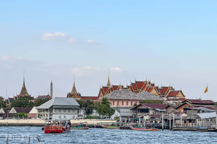 Bangkok Highlight Temple Private Tour - Wat Pho and the Reclining Buddha: Gold Leaf, Incense, and Massage Roots (1 Hour)
