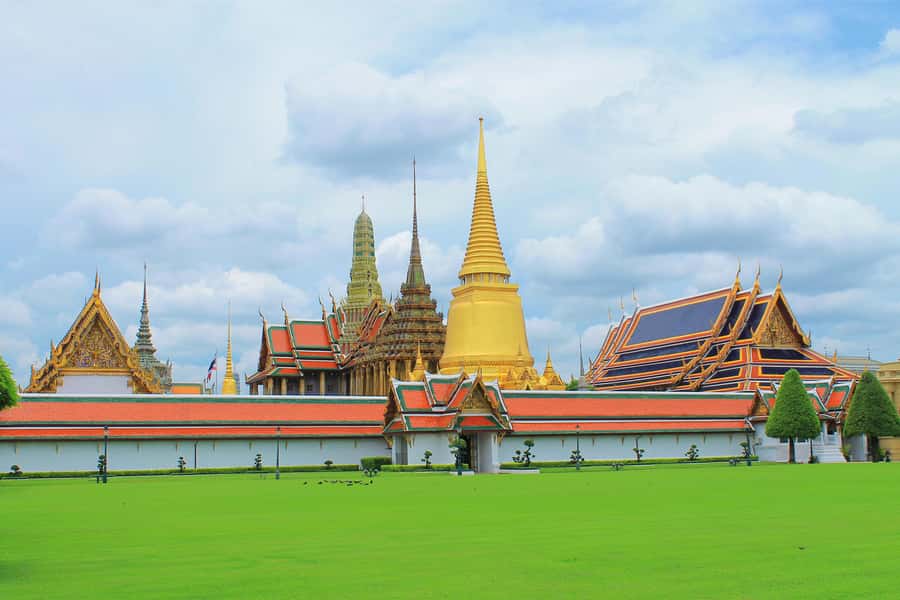 Bangkok: Highlights, Temples, and Canal Tour with Lunch - Wat Phra Kaew and Grand Palace Grounds, Plus the Photos You Can Actually Take