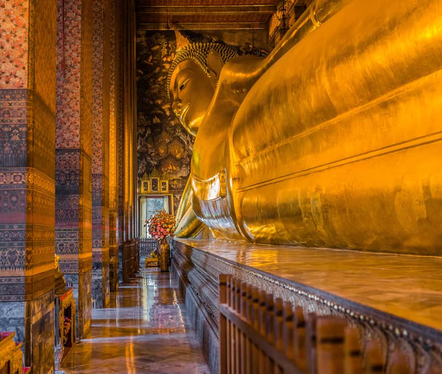 Bangkok: Highlights Tour wth Grand Palace & Must See Temples - Wat Pho’s Reclining Buddha, plus massage you can actually use