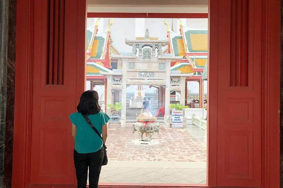 Bangkok: Historical Temples Tour & Hidden Bar at Sunset - Price and Value: Why $54 Can Feel Fair