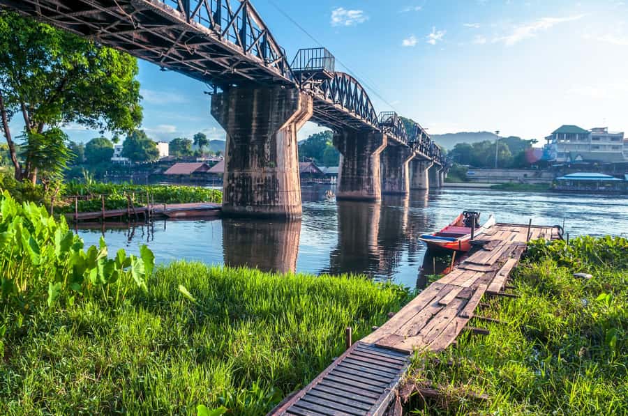 Bangkok: Kanchanaburi, River Kwai & Death Railway Tour - JEATH Museum: how the exhibits connect the names to the story