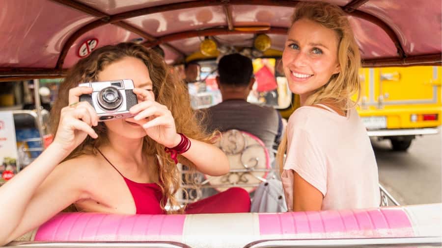 Bangkok: Lebua Sky Bar & China Town Street Food by Tuk Tuk - Guides, pacing, and the difference between generic and actually helpful