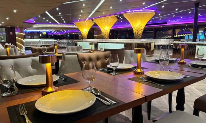 Bangkok: Luxury Dinner Cruise on Chao Phraya River - Practical Tips for A Smoother Evening