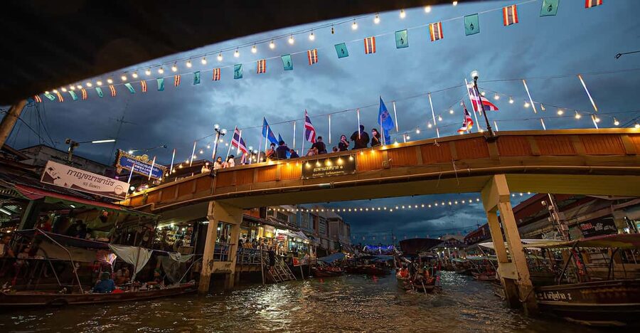 Bangkok: Maeklong Railway Market and Amphawa Floating Market - Price and value: why $48 can work well for this route
