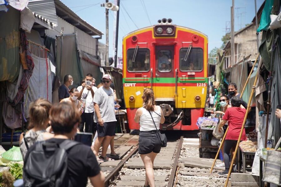 Bangkok: Maeklong Railway Market and Floating Market Tour - Transportation and comfort: air-conditioned van, but manage expectations