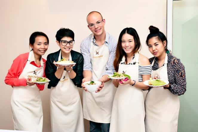 Bangkok: Maliwan Thai Cooking Class with Market Tour - Key things that make this class worth your time