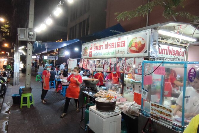Bangkok: Michelin Guide Street Food Tour by Tuk Tuk - Crab-fried rice with lime and chilies in fish sauce