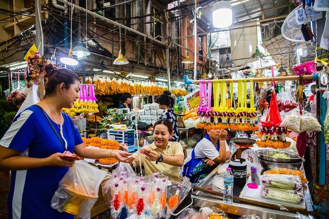 Bangkok Midnight Food Tuk Tuk Tour - Stop 3: Bangkok street food sampling that keeps the variety moving