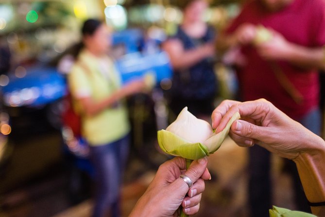 Bangkok Midnight Food Tuk Tuk Tour - Stop 5: Rattanakosin, Wat Arun views, and a rooftop drink at Secrets Bar