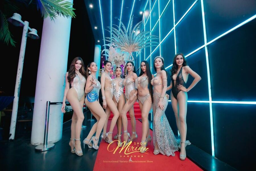 Bangkok: Mirinn Theatre Cabaret Show Admission Ticket - Entering Before Showtime: Doors Open 30 Minutes Early