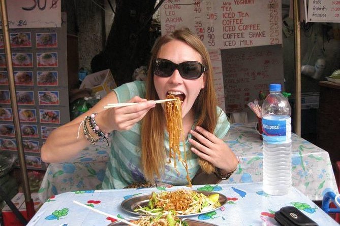 Bangkok Most Famous Food Experience (Private & All-Inclusive) - More than food: landmarks and photo stops you may pass