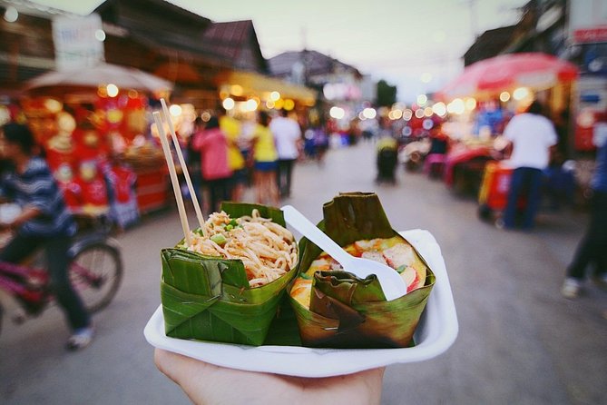 Bangkok Most Famous Food Experience (Private & All-Inclusive) - Pickup, timing, and staying cool between stops
