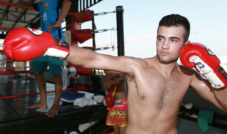 Bangkok: Muay Thai Boxing Class for Beginners - Clinching and ring moments: what might happen in your session