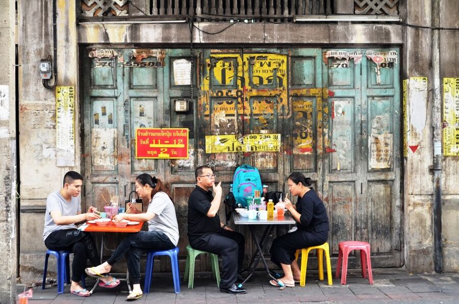 Bangkok: Must things to see in China town, Small group - Sampeng Market, one of Bangkok’s older lanes