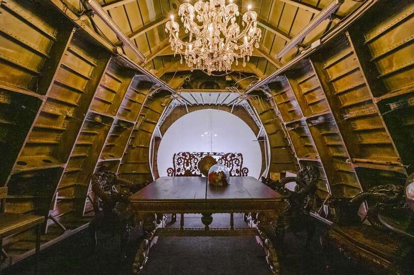 Bangkok: Na-oh Restaurant 5 & 9 Course Set Menu - Who this Bangkok airplane set menu is best for
