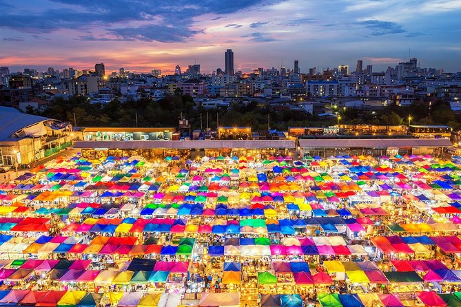 Bangkok Night Lights: Temple & City Tour by Tuk Tuk (SHA Plus) - Wat Pho (Wat Phra Chetuphon) After Dark: Calm Stroll Time