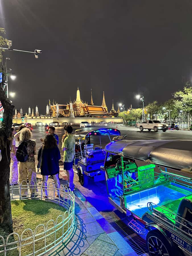 Bangkok Night Tour: Food, Temple & Tuk-Tuk - Price and value: why $80 can make sense for a 4-hour night