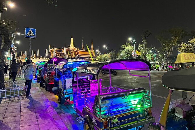 Bangkok Night Tour: Food, Temple & Tuk-Tuk - Tuk-tuk kickoff from Wongwian Yai BTS, then the city starts moving